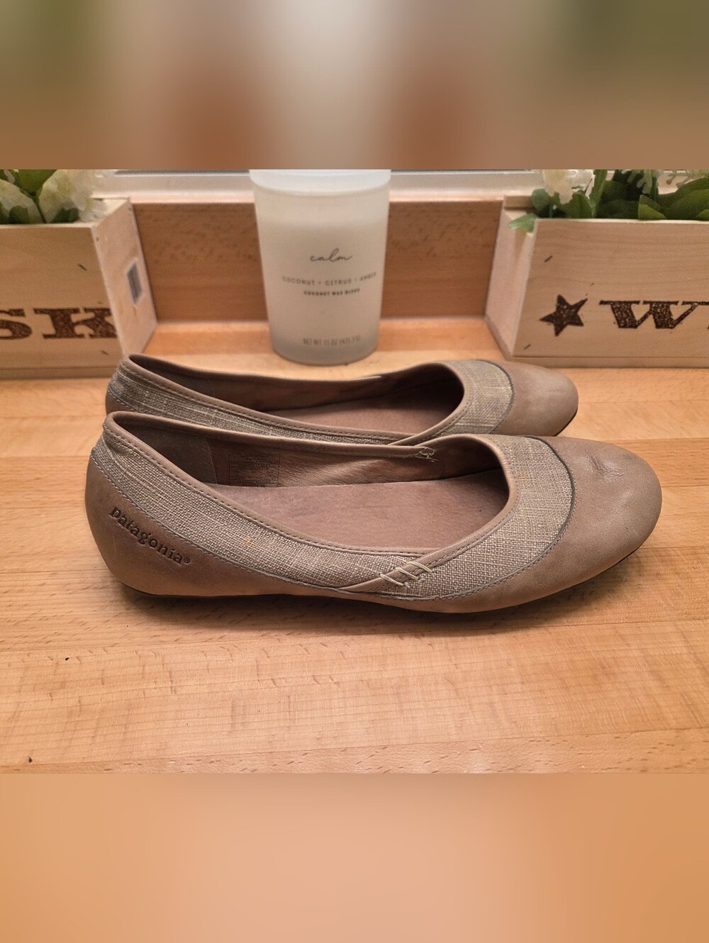 Patagonia Maha Retro Khaki Tan Leather Ballet Flats Women's Size 9